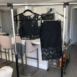 Two piece - cropped top and high waisted skirt